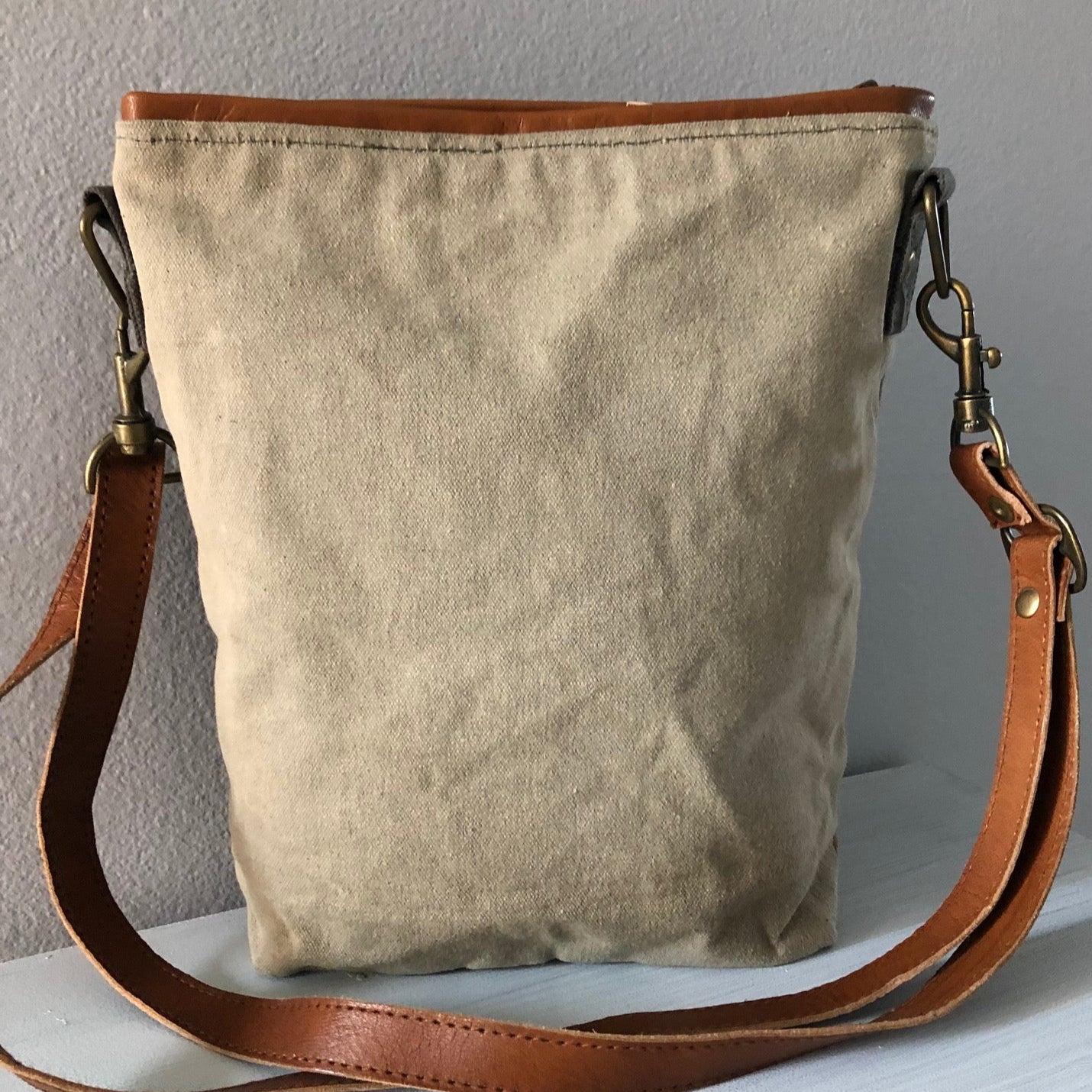PEACE LOVE CATS Sustainable Canvas Crossbody Bag
