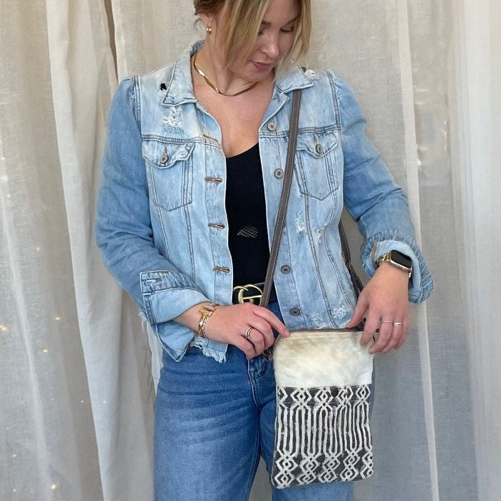 Canvas Crossbody Purse – Western Cowhide Trellis Small Crossbody for Women – Unique Western Gift Idea