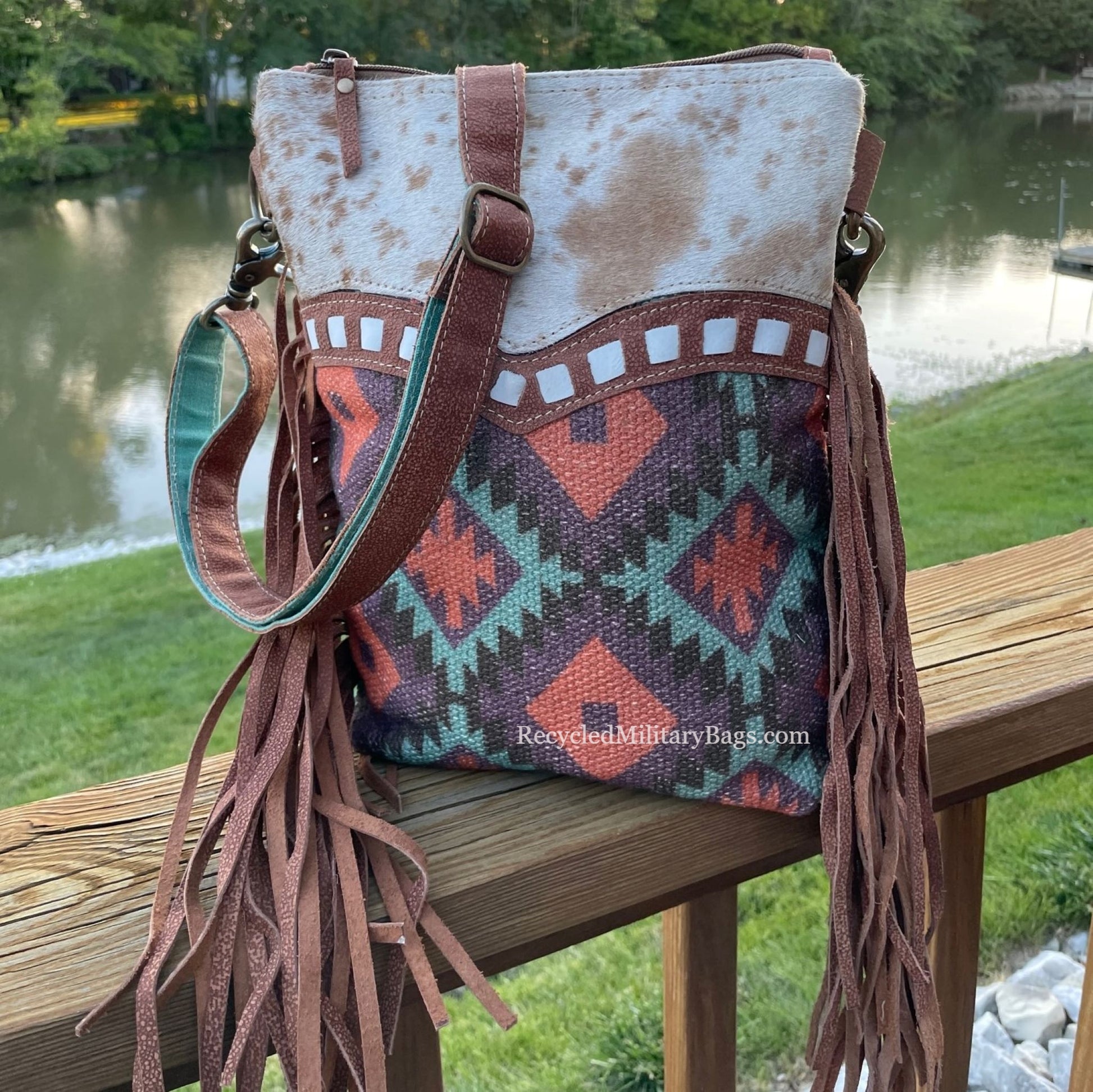 Cowgirl Trendy Western Style Concealed Carry Country Fringe Purse Handbag  Shoulder Bag Wallet Set Brown: Handbags: Amazon.com